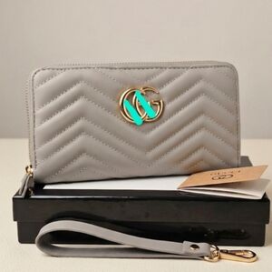 Gray Chevron Leather Wristlet